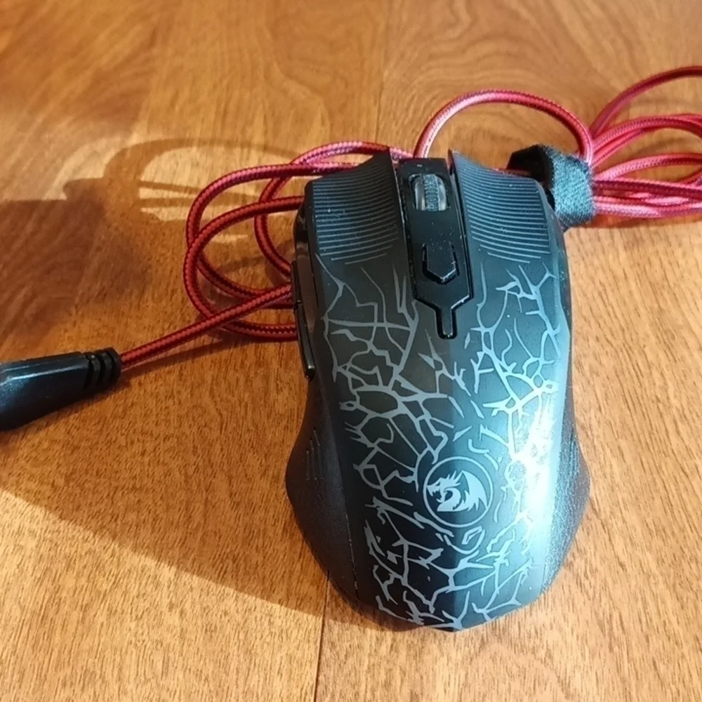 𝅺REDRAGON S107 Wired Keyboard and Mouse